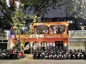 cho thuê nhà mặt phố trương công giai, mặt tiền: 11m, diện tích tổng: 100m2/2 tầng, cà phê, đồ uống