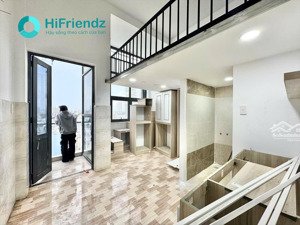 duplex có bancol mới 100% mặt tiền đường ngay cầu nguyễn văn cừ