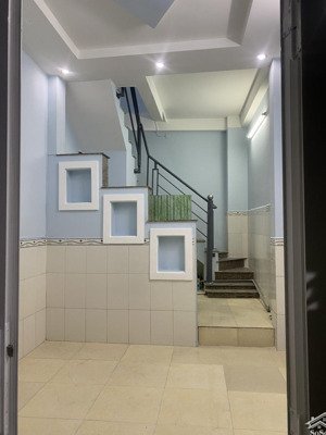 nhà trung tâm q10 nguyễn tri phương 3.1x8 trệt 3 lầu st giá 3.6 tỷ hiêm có bán nhanh trong tuần