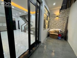 Bán nhà Trung Phụng - Xã Đàn - 40m2 - Lô góc nhà đẹp - chỉ 7.5 tỷ.