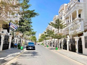 giảm sốc! bán nhà phố có hầm cityland park hills, gò vấp đang sẵn hợp đồng thuê chỉ 19.6 tỷ