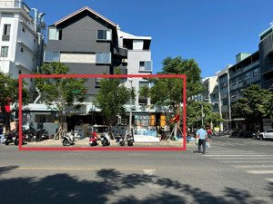 cho thuê nhà phố góc 02 mặt tiền bùi bằng đoàn phú mỹ hưng quận 7. cho làm mọi ngành nghề giá tốt