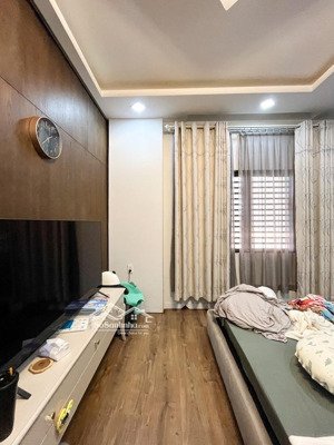 5,5x18m, sát mặt tiền nguyễn thái sơn, p4, gò vấp. giá nhỉnh 10tỷ