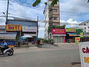 đất hẻm nhựa 5m thông tứ phía,cách mặt tiền lò lu 20m,dt 64m, sổ sẵn, giá đầu tư. lh 