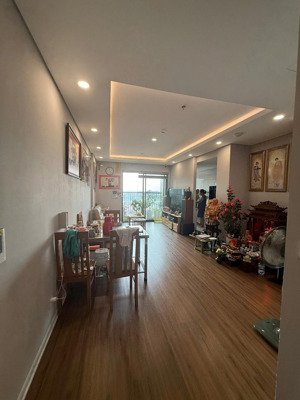 bán căn hộ 3pn 85m² tại bình minh garden, cửa đông nam, ban công tây bắc, sổ đỏ sẵn