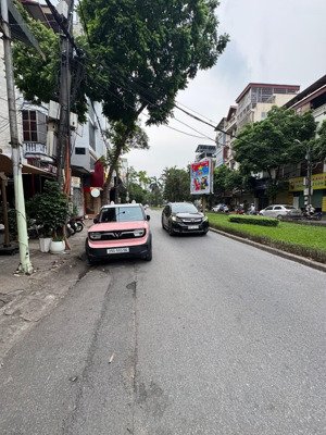 bán nhà mặt phố vị trí kinh doanh vip, mặt tiền rất đẹp, 37m. 3 tầng, giá 1x tỷ, trung yên 3