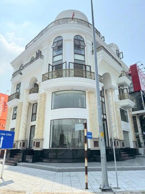 cho thuê mặt vip nhất thạnh mỹ lợi - căn gốc trần quý kiên và tạ hiện - 600m2