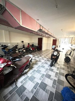bán tòa căn hộ 2 mặt tiền 17 phòng có dòng tiền 150 tr/tháng khu trung tâm biển, p.an hải đông, q