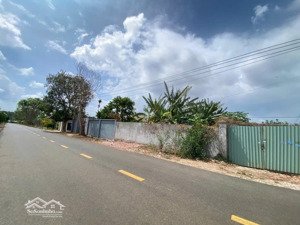 chính chủ cần bán 1 sào (1000m2) đất mặt tiền đường 82, hoà long tp bà rịa. qh đất ở, sổ hồng riêng
