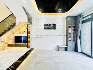 bán nhà mặt tiền đường phan văn trị p.2 quận 5, dt 3m2 x 10 trệt 2 lầu, giá 9.3 tỷ