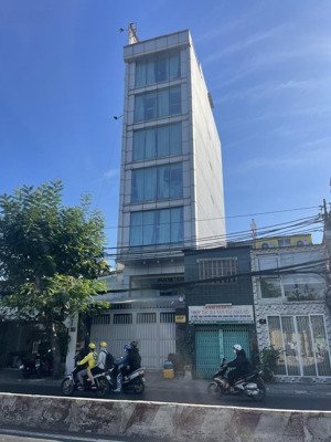 bán nhà mặt tiền bến vân đồn, p6, q4, dt: 4.2x21m, giá: 23.5 tỷ (5 lầu)