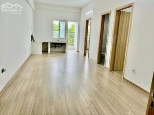 Cần bán gấp căn hộ chung cư Thanh Hà Mường Thanh, 65m2 giá hơn 2,2 tỷ.