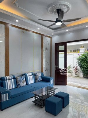 dân xây 55m 6 tầng - ô tô vào nhà - xách vali về ở ngay - hưởng trọn tiện ích công viên hòa bình