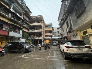tập thể thanh nhàn, hai bà trưng, hà nội. ôtô tránh nhau. ô tô dừng đỗ ngày đêm dt 80m2 giá 4,22 tỷ