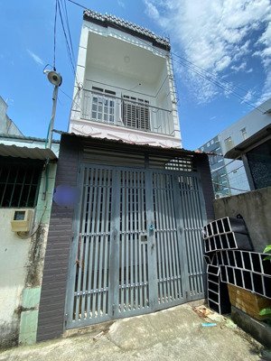 sốc!còn 1 căn nhà nở hậu thạnh lộc28 q12 - shr hoàn công đầy đủ - hẻm ô tô - 2 tầng - chỉ hơn 3 tỷ