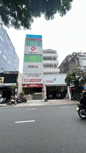 mặt tiền kinh doanh hậu giang q6 siêu khang hiếm - bank thuê cao - dt 8x24 - xd 7 tầng - giá 36tỷ.