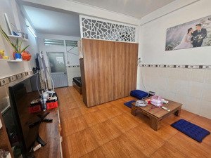 bán căn góc chung cư xóm đầm hưng phú, p10, q8 - giá 1.6 tỷ