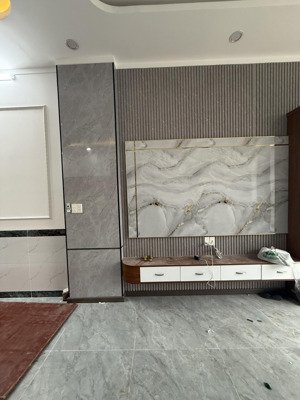 bán nhà 1 lầu 1 trệt phường hoá an sổ riêng ( hoàn công) giá chỉ 3tỷ200tr còn thương lượng