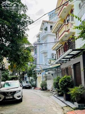 Chính chủ bán mặt đường kinh doanh, giá đầu tư 290tr/m2, lô góc 2 mặt sát Vin Royal, DT 78m2, MT 5.2m