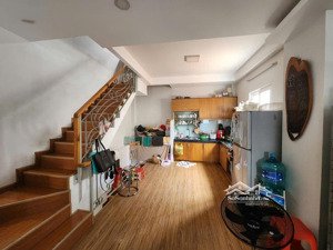 bán nhà bến vân đồn mặt tiền đường khu phân lô - 4 tầng diện tích 45m2