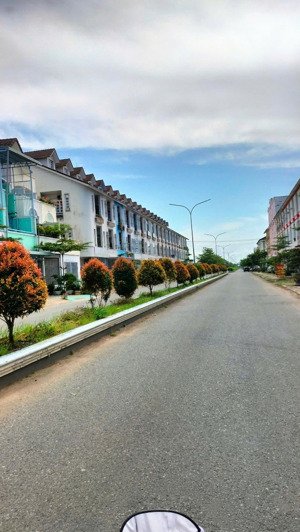 đất nền trung tâm thành phố, liền kề khu công nghiệp