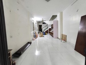 cho thuê nhà mặt tiền khu nội bộ phường tân thành, tân phú - như hình 35tr