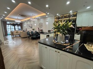 bán nhanh căn hộ 145m2, 3pn sửa cực kỳ tỉ mỉ tòa r2 vinhomes - nhỉnh 16 tỷ