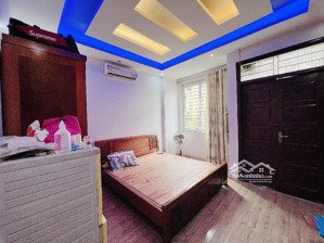 cho thuê nhà nguyên căn tại mặt phố yên phúc, phúc la, hà đông. 60m2 * 5 tầng