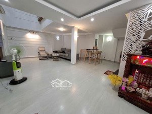 nhà hẻm sát mặt tiền 10m điện biên phủ dt 8x7m 4 tầng ngay tt q3 nhà mới vào ở liền