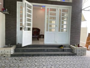 bán nhà ngang 5.8m mặt tiền đường cầu bè, vĩnh thạnh, tây nha trang. lh gặp thọ