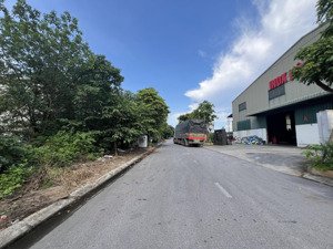 cần bán mảnh đất đẹp mặt tiền rộng nằm tại trung tâm khu làng nghề kiêu kỵ, gia lâm