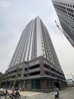 Cho thuê căn hộ 2 ngủ view Vũ Yên cực đẹp tại Chung cư 384 Lê Thánh Tông.