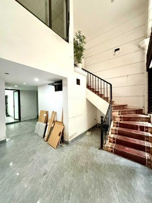 bán nhà phân lô khu vực kim mã - gara ô tô, 2 mặt tiền thoáng trước sau