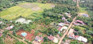 chính chủ bán lô đất 5x30m - vị trí nằm ngay khu dân cư đẹp, đông đúc