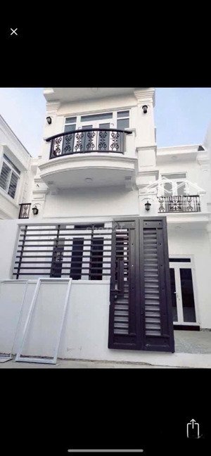 bán nhà trệt 1 lầu tx43 q12! chỉ 4,38 tỷ
- dt: 6.3x 8m đường thông xe hơi