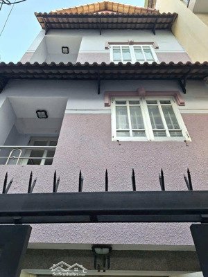 cho thuê nhà hẻm nguyễn duy dương gần trường sương nguyệt ánh q10
