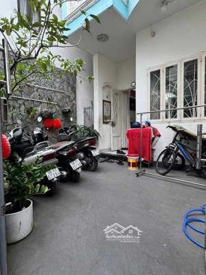 bán nhà riêng tại hoàng hoa thám, 9,1 tỷ, 66,6 m2, 4pn, 3wc, pháp lý đầy đủ, đẹp, tiện ích