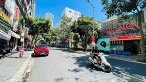 bán đất tặng nhà khu phố trung tâm cách biển chỉ 100m