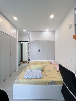 bán nhà nguyễn khoái, q. 4 - nhà hẻm xe hơi, mới xây 100% bao đẹp