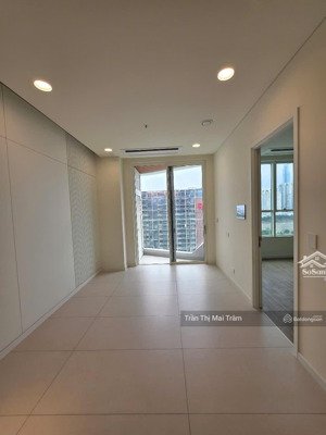 chốt liền tay 1 phòng ngủ view cầu bason, giá chỉ 25 triệu. nội thất cơ bản 61m2. tại zeit river