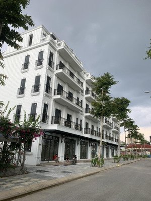 cho thuê bt 6pn, 4wc tại đông dương residence, 10 triệu vnd/th, 80m2