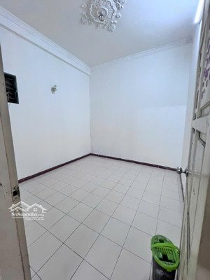 cho thuê nhà riêng ngõ 178 xuân đỉnh, 36m2 x 3 tầng, 2 ngủ, điều hoà, nóng lạnh, ngõ nông, giá 7tr6