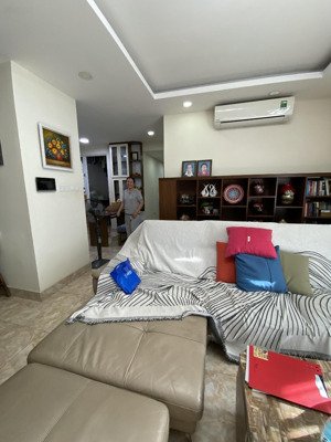 tôi cần bán chung cư khu 7.2 ha vĩnh phúc, 71m2, 2pn, chỉ hơn 5 tỷ, 