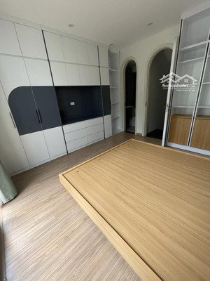 bán nr 4pn + 5wc tại hoàng hoa thám, vĩnh phúc, ba đình, hà nội, giá cực chất 7,69 tỷ