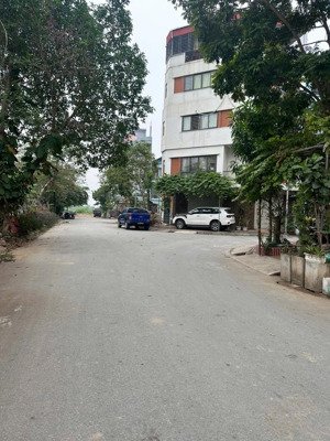 bán đất gần kđt mậu lương mặt tiền rộng kinh doanh tốt khu vực dân cư đông đúc 50m2 giá chỉ 13.2 tỷ