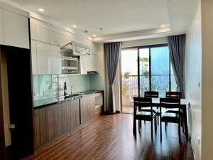chính chủ cho thuê căn 2n2vs tại cc sky central, 176 định công, hn