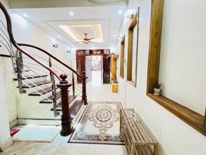 chính chủ bán gấp nhà phân lô 45m2, 5 tầng, mặt tiền 4m. giá siêu hời chỉ nhỉnh 11 tỷ