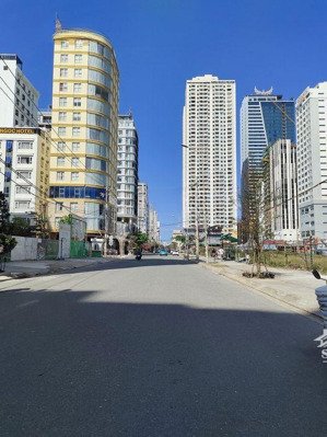 bán lô đất mặt tiền đường trần bạch đằng, ngũ hành sơn.