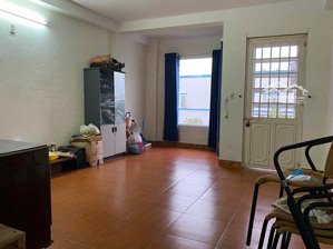 cc bán nhà 3 tầng hà huy giáp hòa cường.gần đai hoc ngoại ngữ. diện tích 90 m2. giá 7.2 tỷ