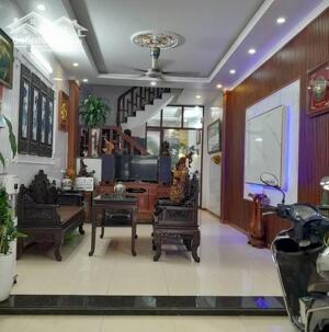 BÁN NHÀ ĐẸP 4.35 TỶ 3 TẦNG 64M2 ( HƯỚNG NAM ) KHU ĐÔ THỊ BÃI VIÊN